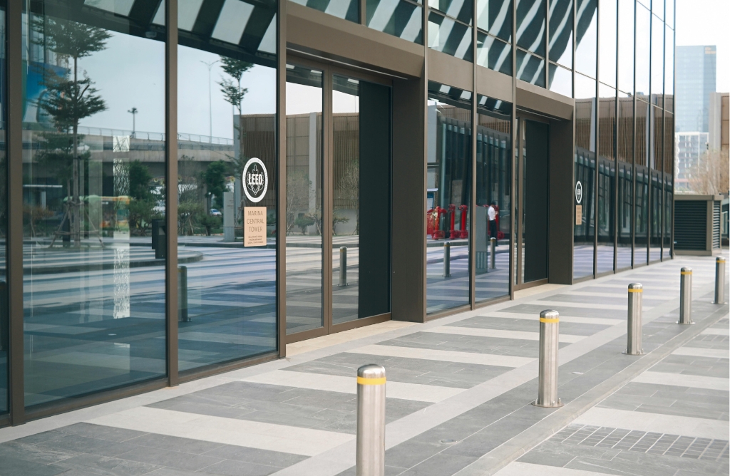 Commercial Glass Entrance_ mr door repair